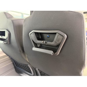 Volkswagen Crafter 17-Sitzer + 5 Stehplätze, neues Modell