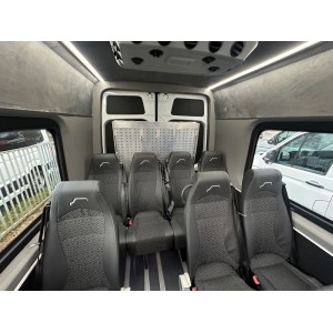 Mercedes-Benz Sprinter Elektro 450km Reichweite 19 Sitzer