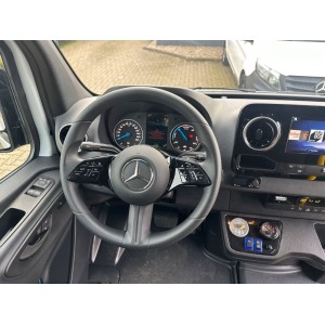 Mercedes-Benz Sprinter Elektro 450km Reichweite 19 Sitzer