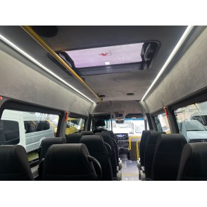 Mercedes-Benz Sprinter Elektro 450km Reichweite 19 Sitzer