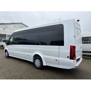 Mercedes-Benz Sprinter Elektro 450km Reichweite 19 Sitzer
