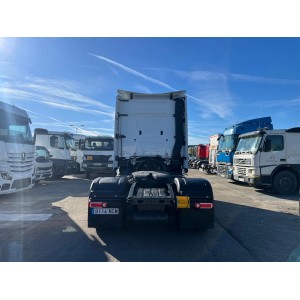 MERCEDES-BENZ ACTROS 1851 LS