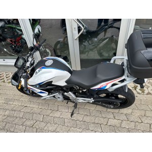 BMW G310 R