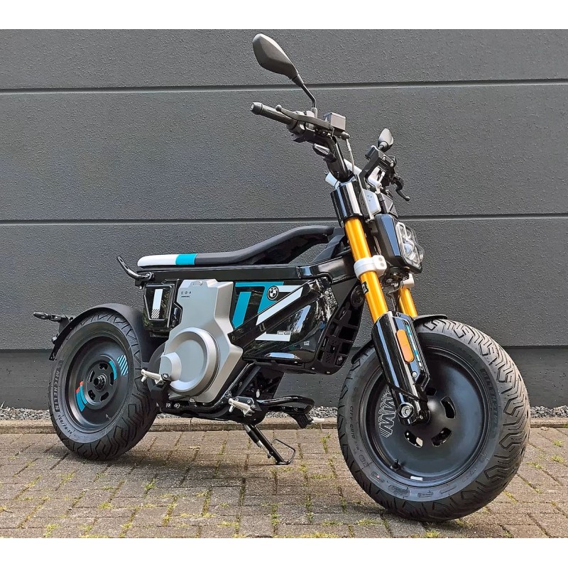 BMW CE 02